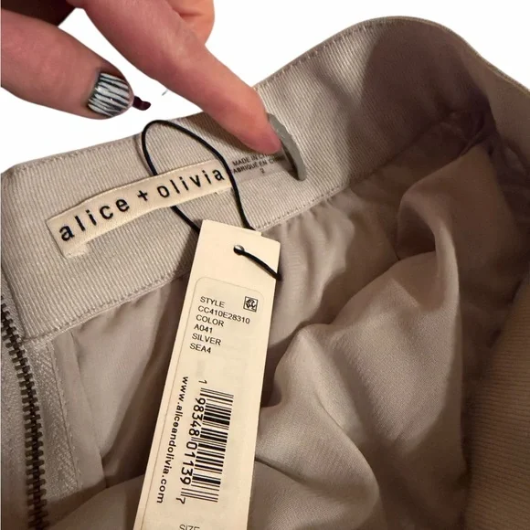 Authentic Alice + Olivia Brand New With Tags Sequin Maxi Skirt in Size 2 - Picture 6 of 6